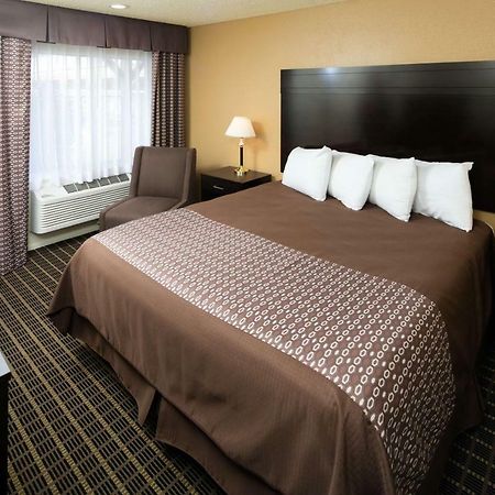 Red Lion Inn & Suites רדינג מראה חיצוני תמונה