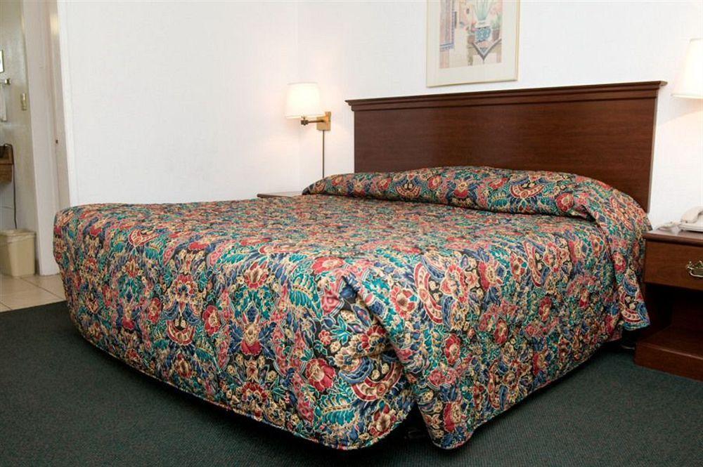 Red Lion Inn & Suites רדינג מראה חיצוני תמונה