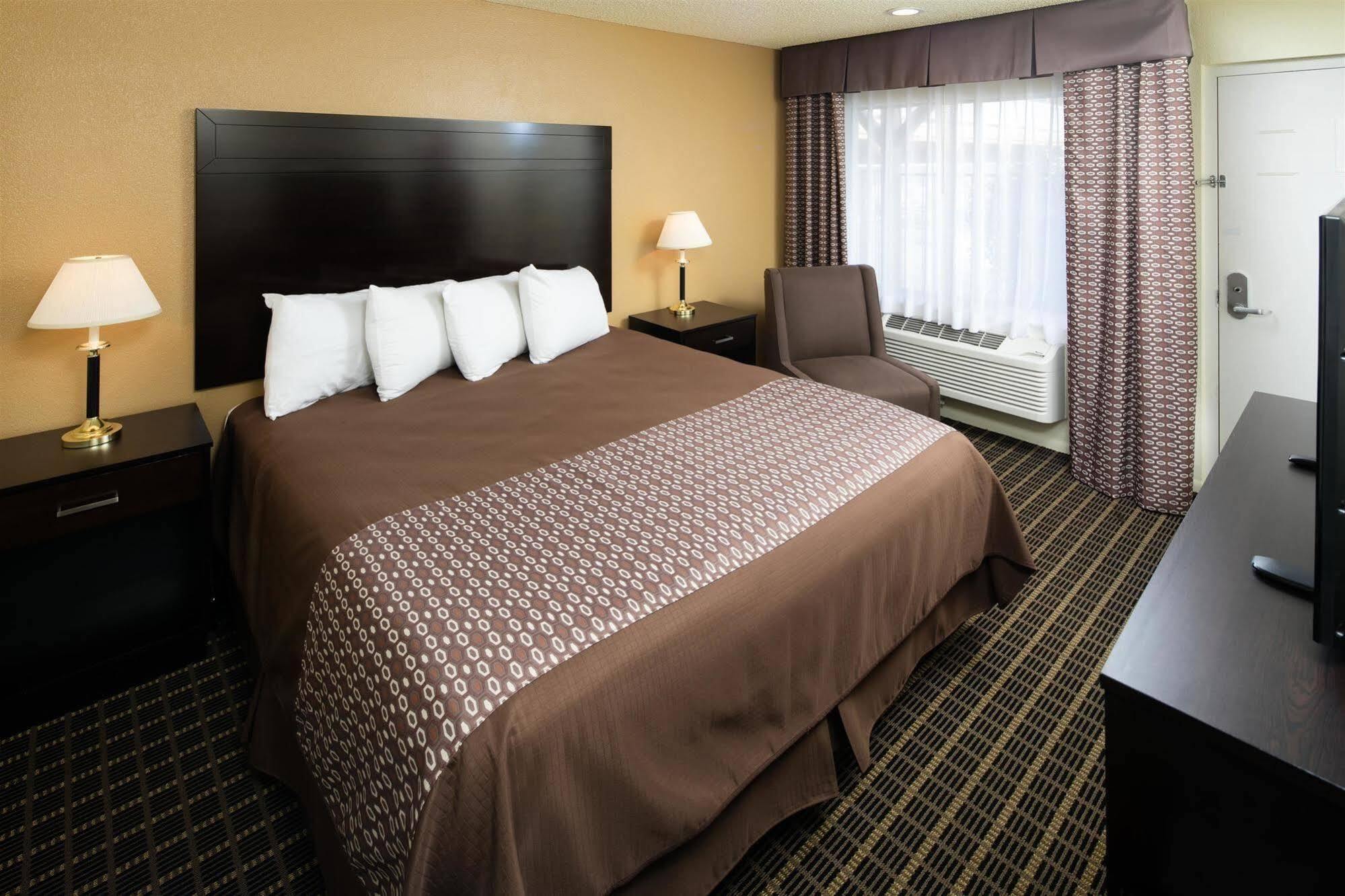 Red Lion Inn & Suites רדינג מראה חיצוני תמונה